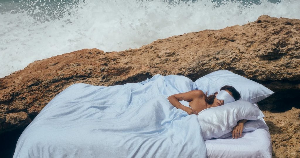 My Deep Dive into Dore and Rose Silk Bedding: A Game Changer for Sleep, Hair, & Skin